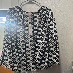 Chico’s NWT Eyelet Open Front Blouse Black White Circle Cutout Pattern Size 2